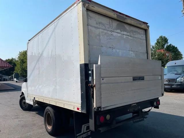 Used 2009 Chevrolet Express 3500 image 4