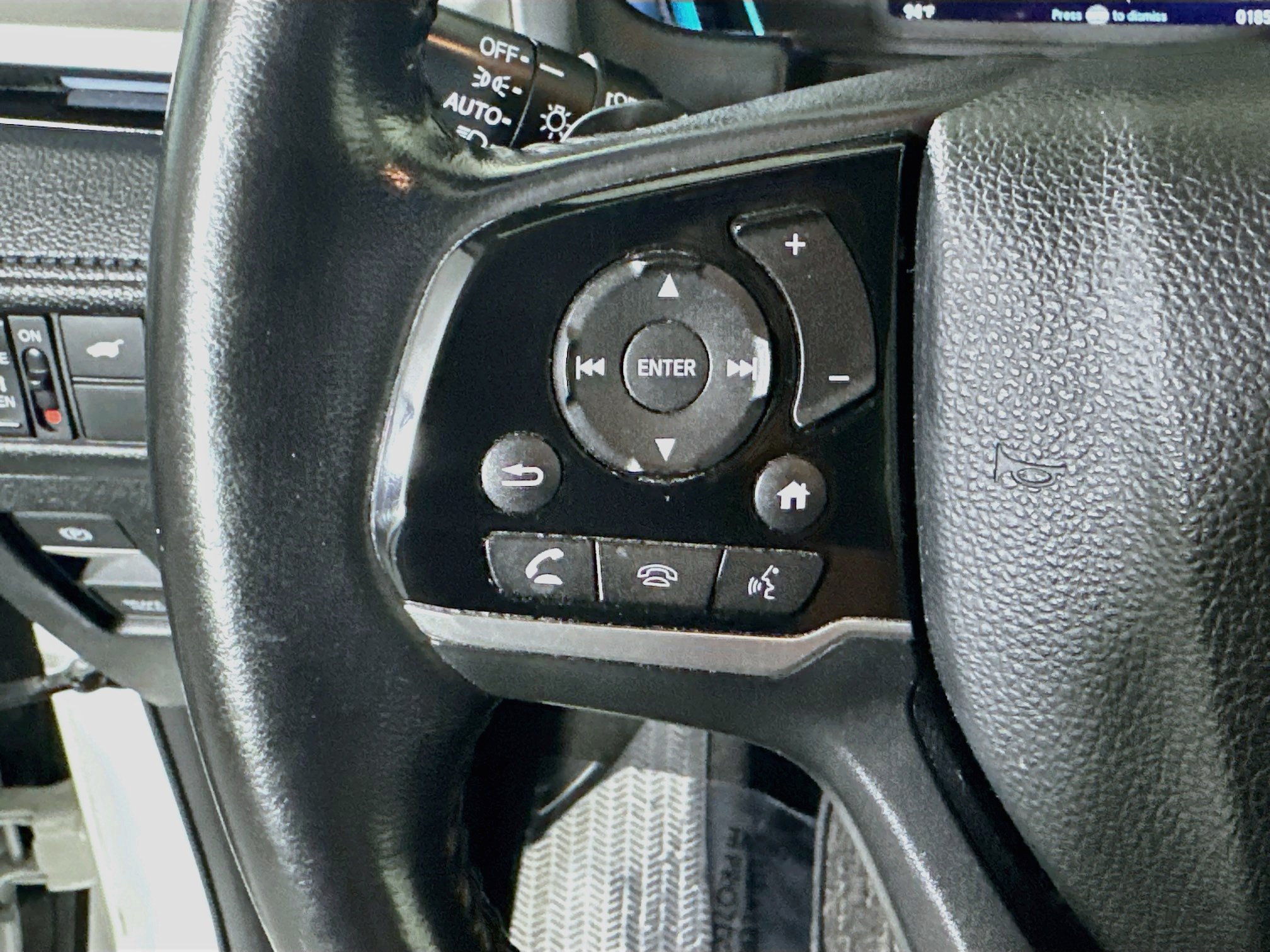 Used 2024 Honda Odyssey Touring image 16