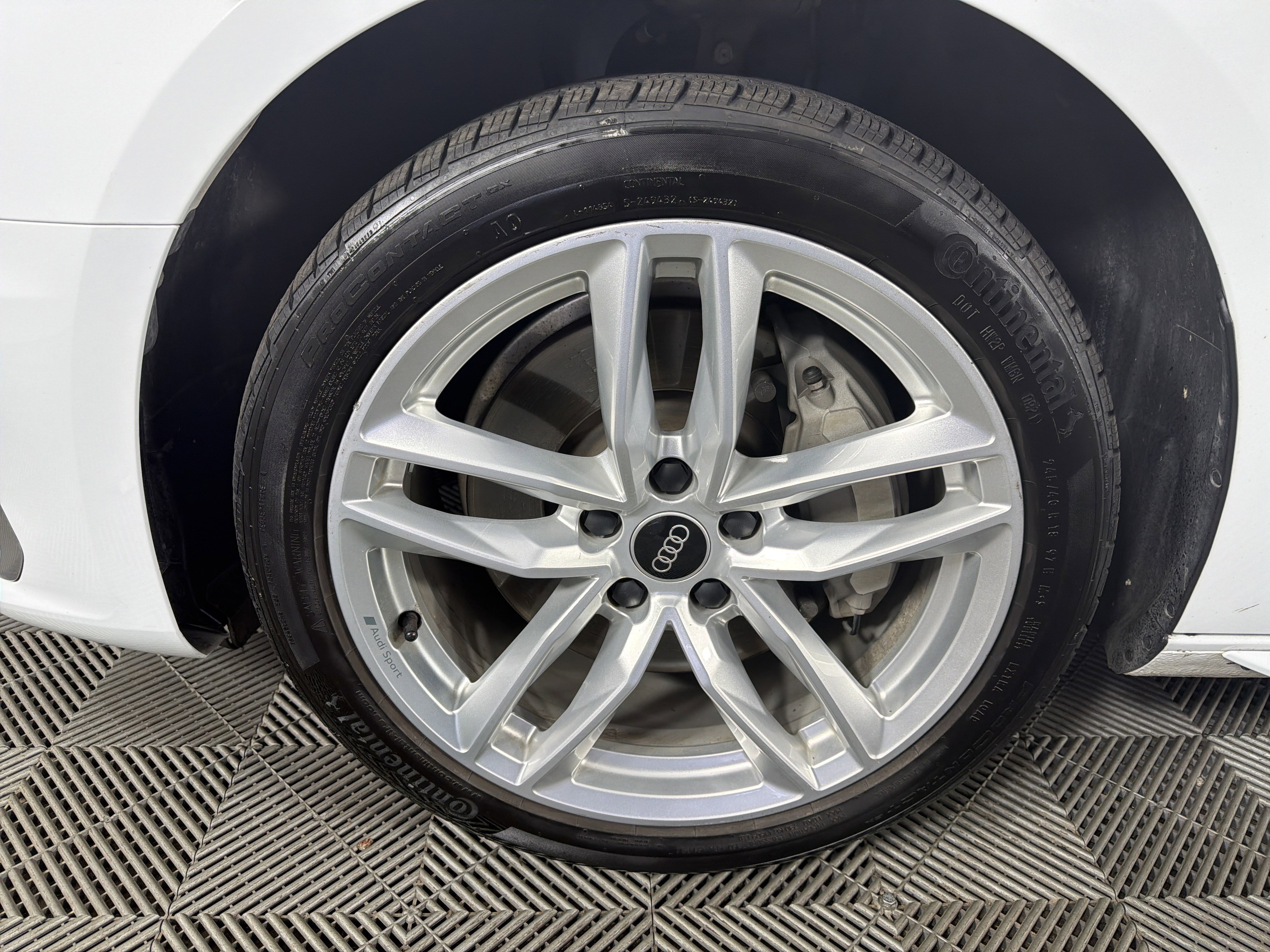 Used 2021 Audi A4 2.0T Premium Plus w/ Premium Plus Package image 8