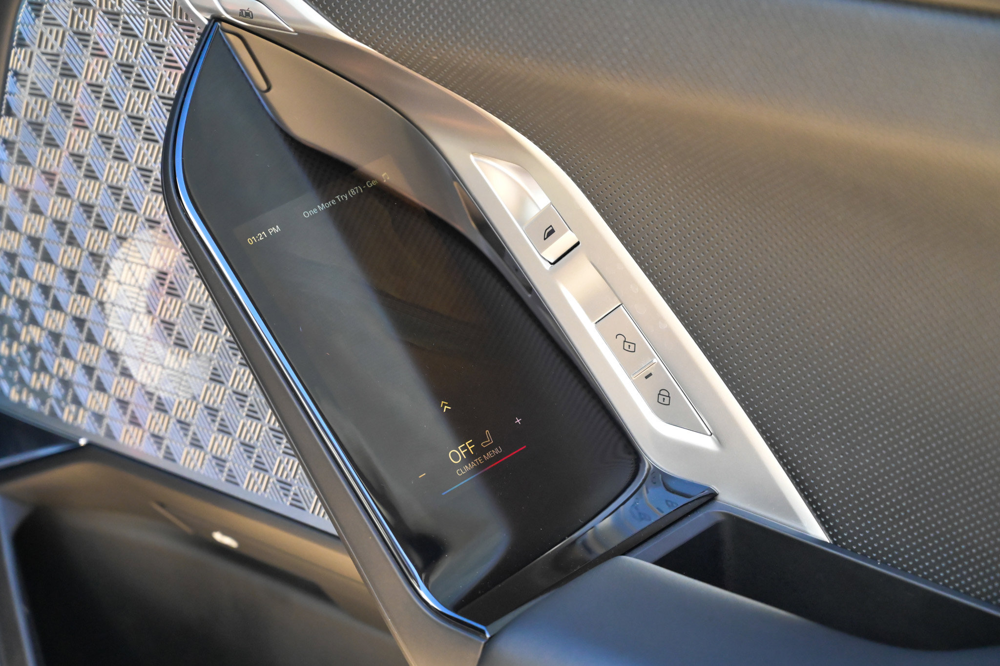 Used 2023 BMW 760i xDrive w/ Executive Package image 54