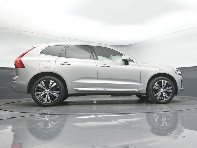 Used 2023 Volvo XC60 B5 Plus w/ Protection Package image 38