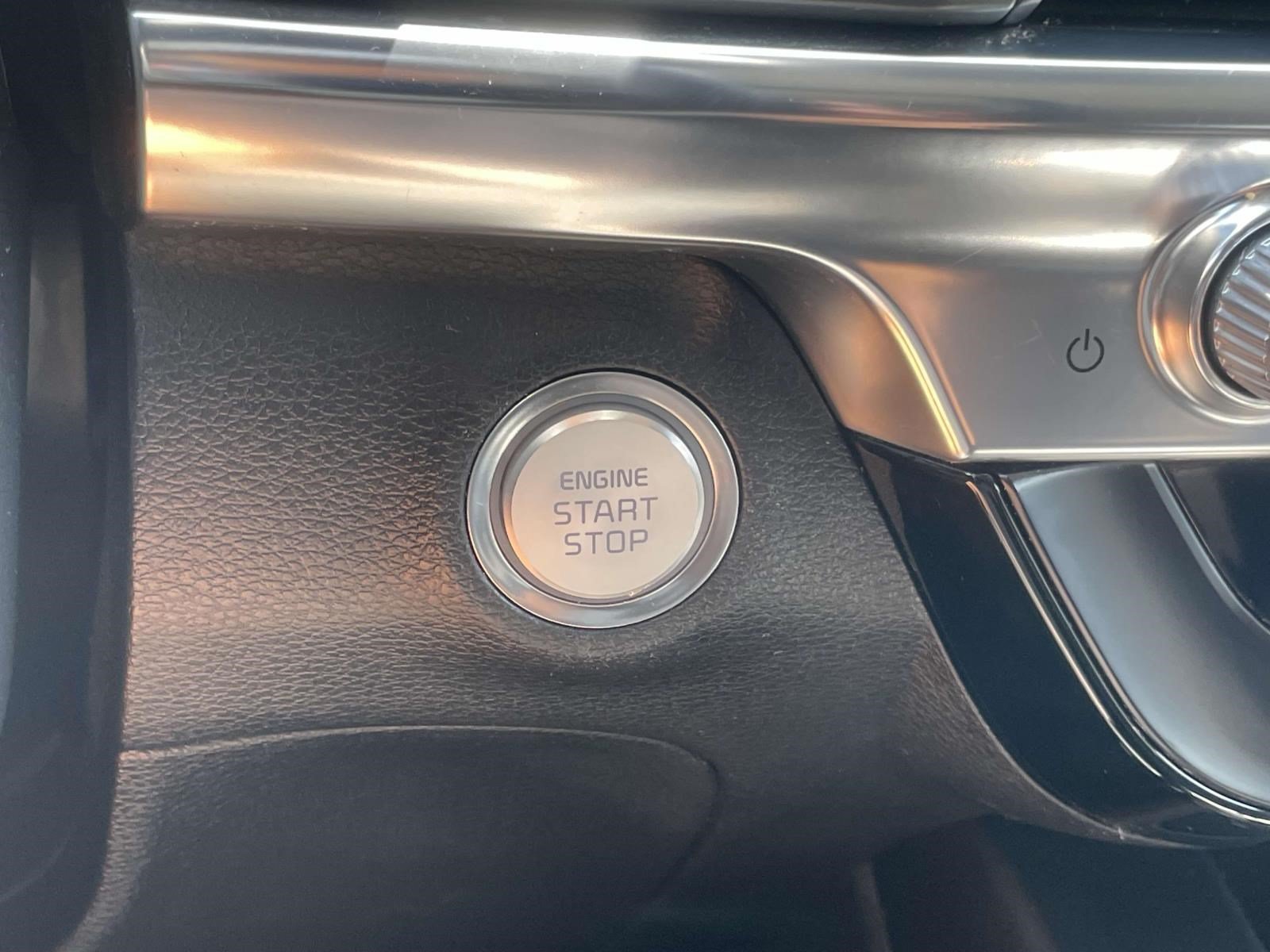 Used 2022 Kia Telluride S AWD/4WD image 25