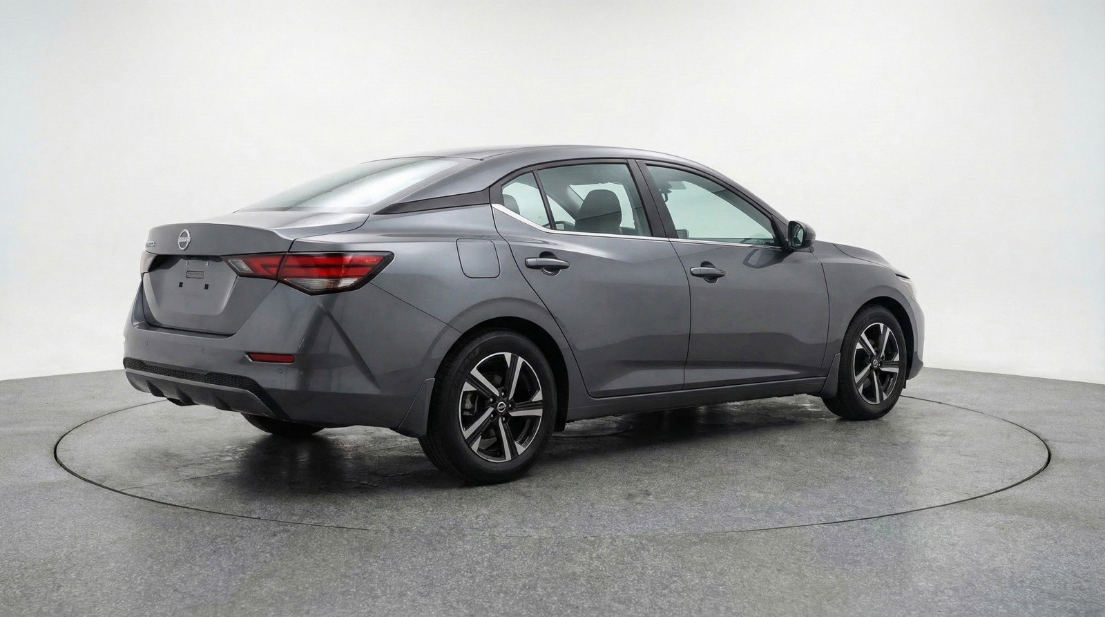 Used 2025 Nissan Sentra SV image 9