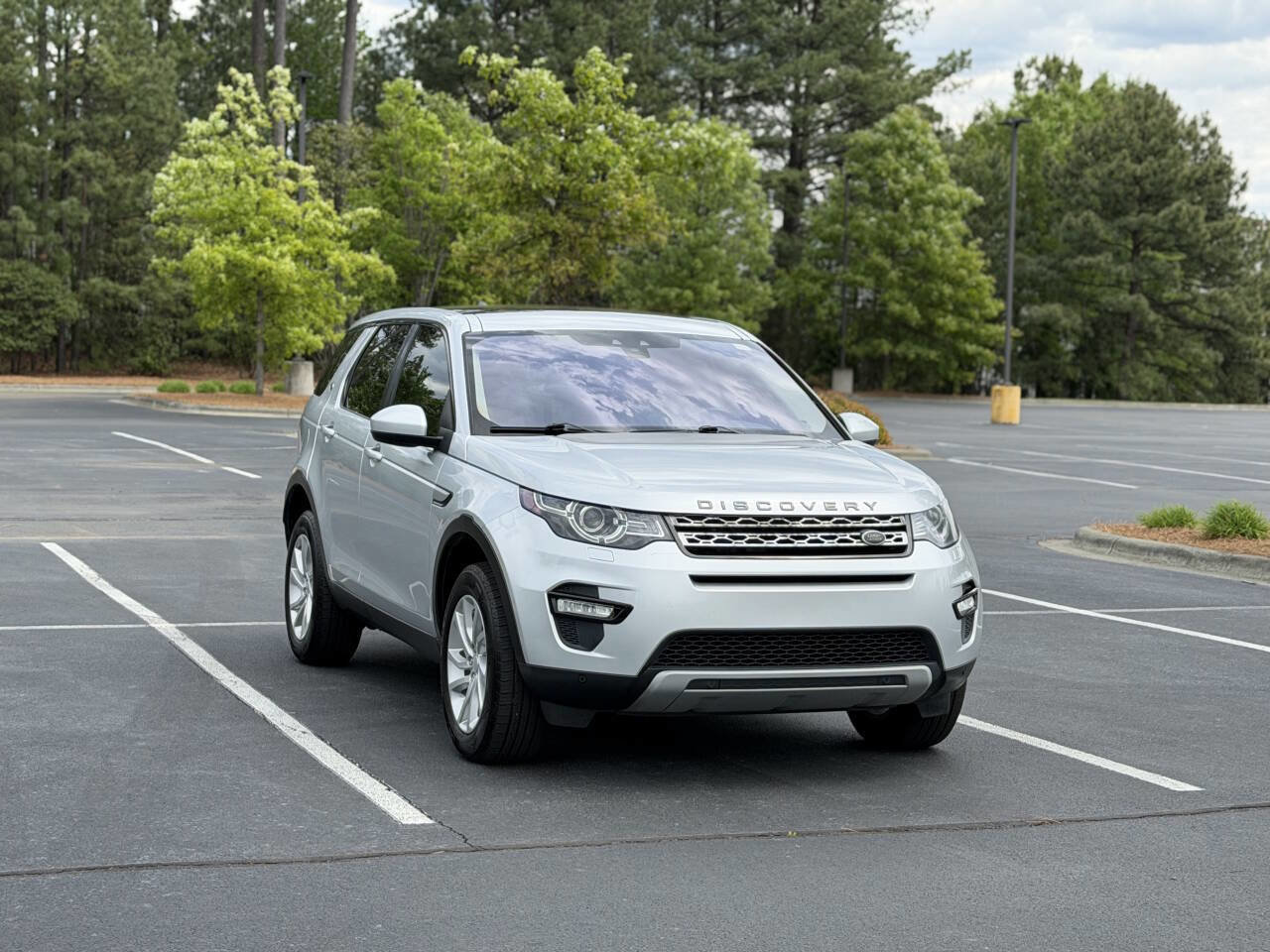 Used 2018 Land Rover Discovery Sport HSE AWD/4WD image 1