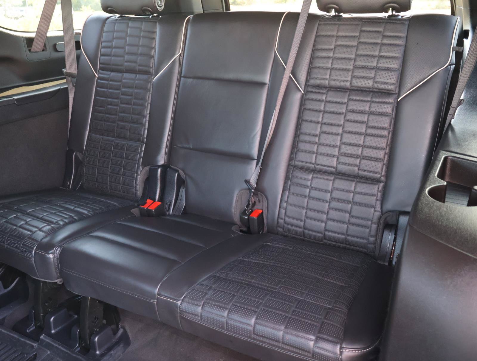 Certified 2025 Cadillac Escalade ESV Sport Platinum w/ LPO, ONYX Package AWD/4WD image 27