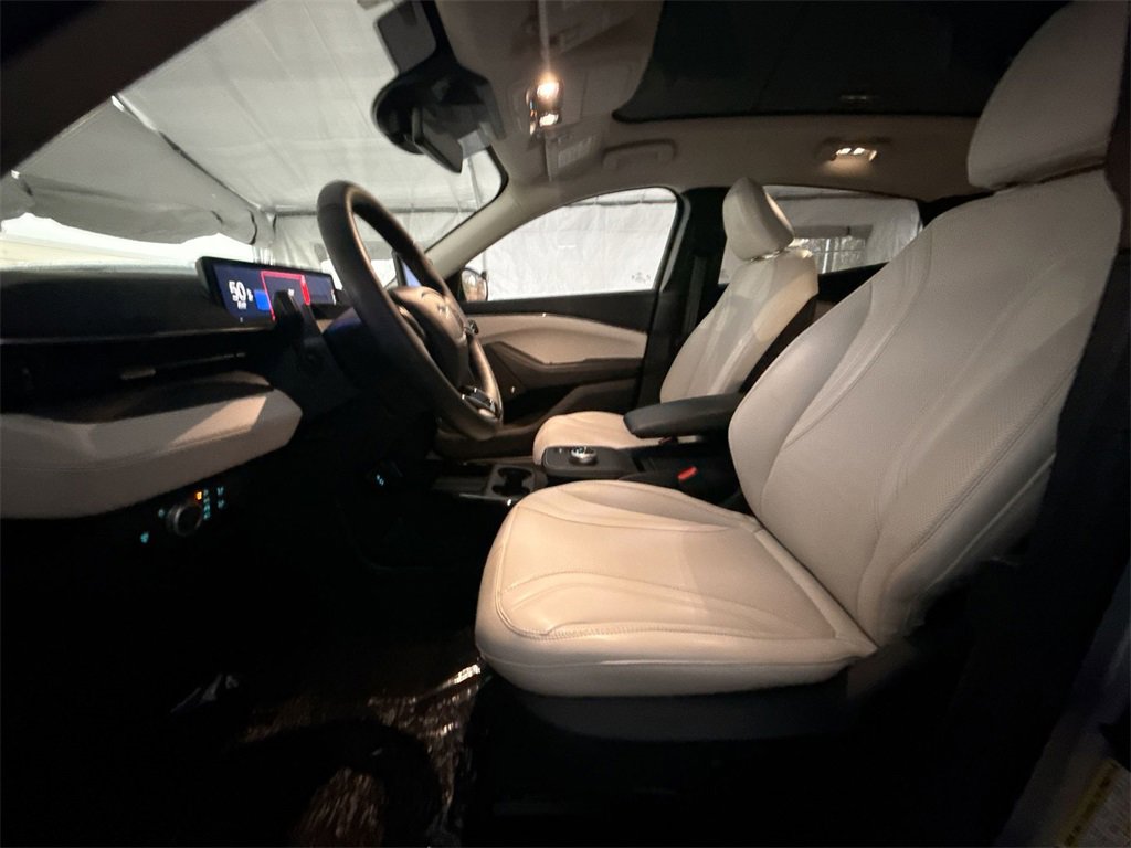 Used 2021 Ford Mustang Mach-E Premium image 13