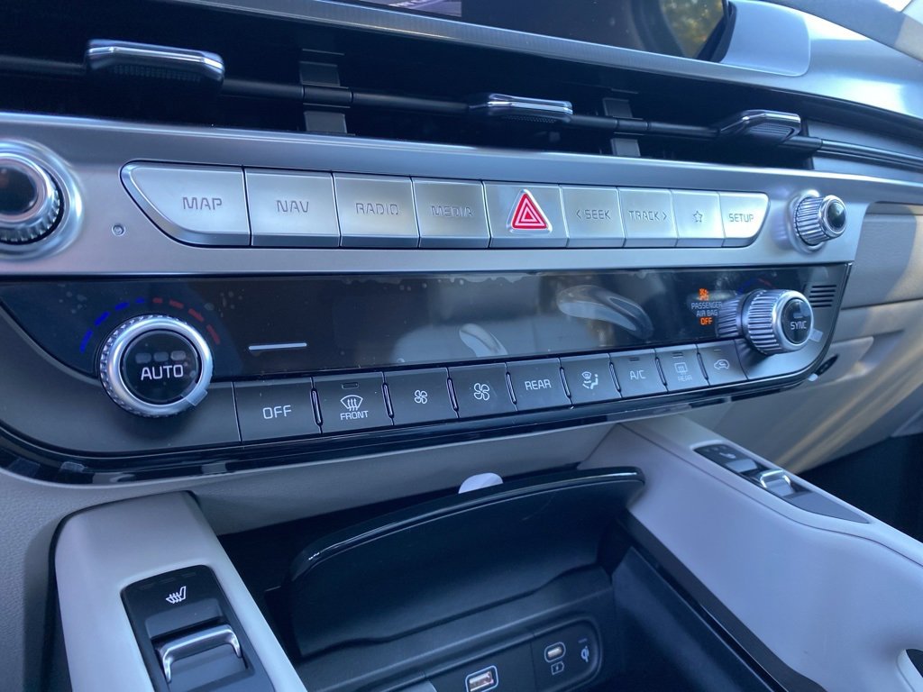 New 2025 Kia Telluride S image 19