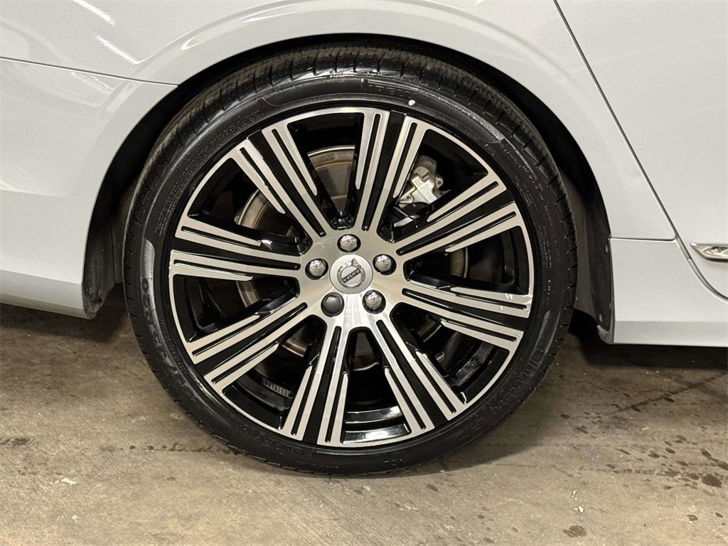 Used 2024 Volvo S90 B6 Ultimate w/ Protection Package Premier image 13