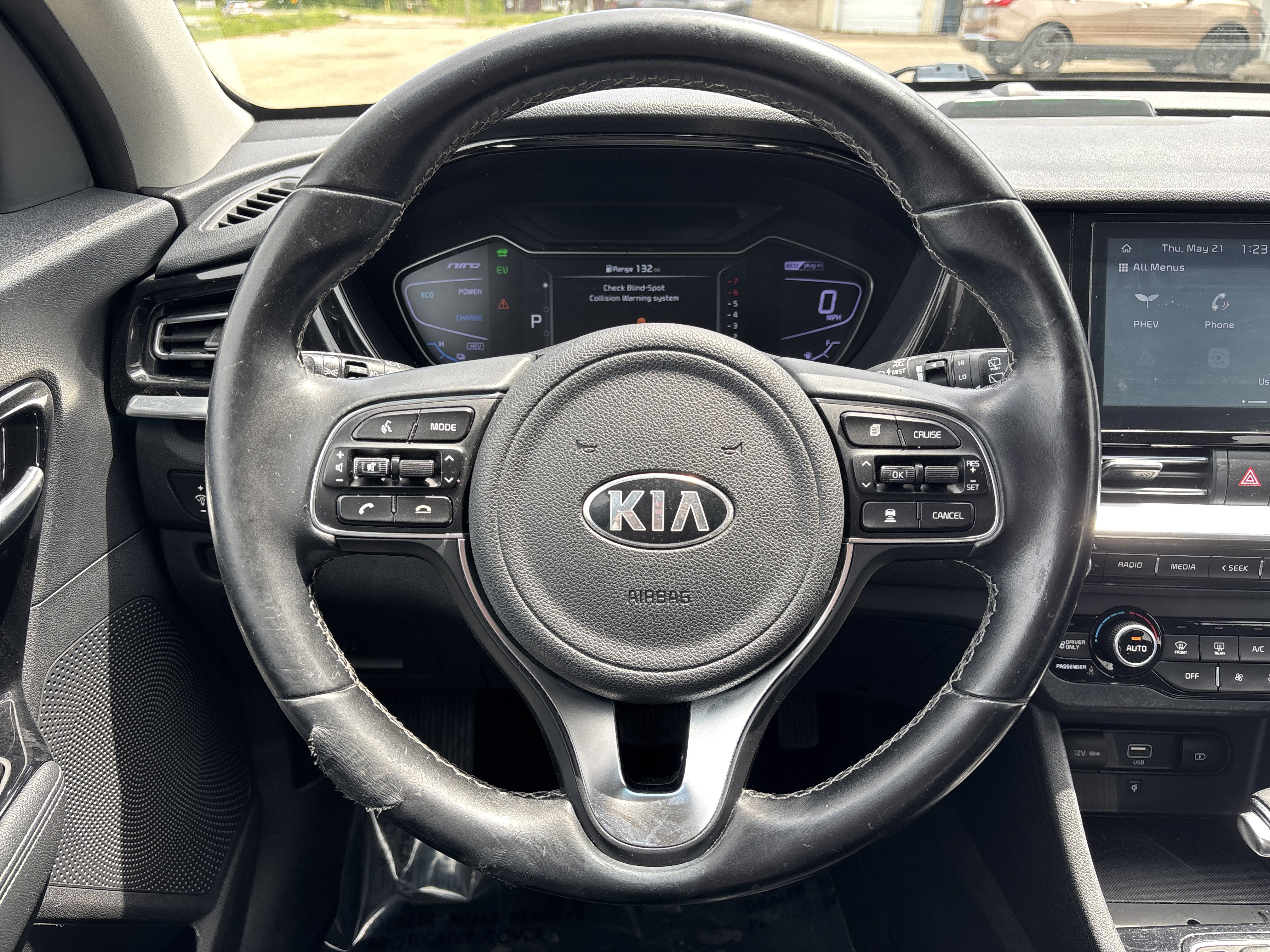 Used 2020 Kia Niro EX FWD image 24