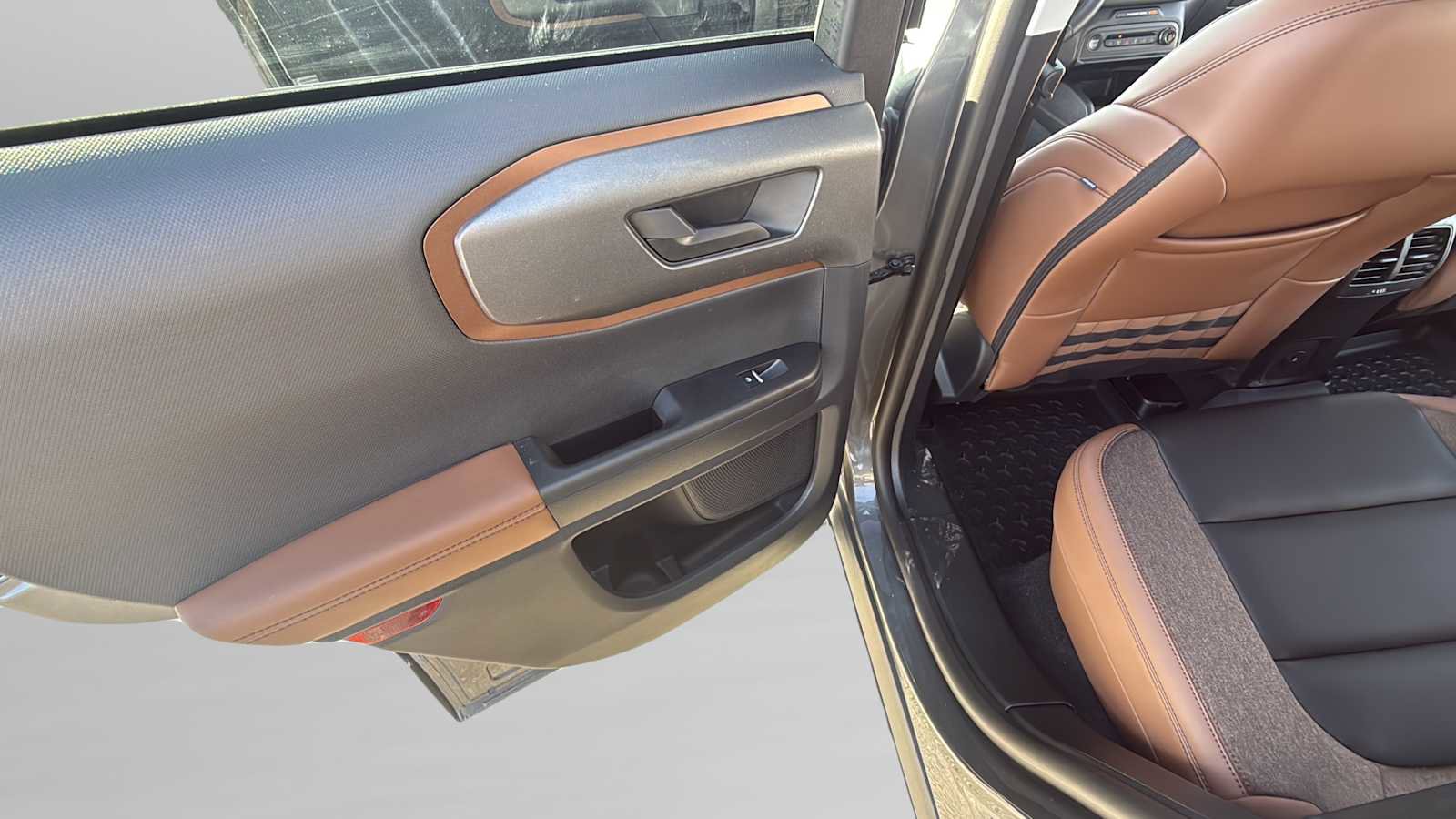 Used 2025 Ford Bronco Sport Outer Banks image 37