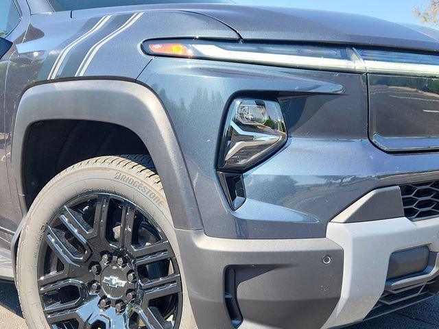 New 2026 Chevrolet Silverado EV LT w/ Plus Package AWD/4WD image 9