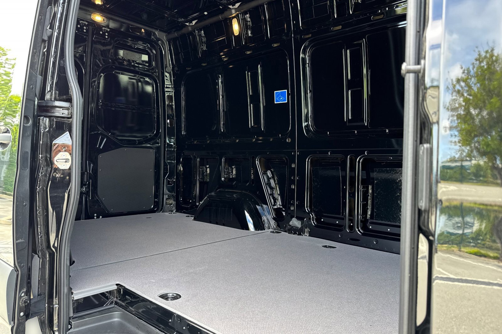 New 2026 Mercedes-Benz Sprinter 2500 image 19