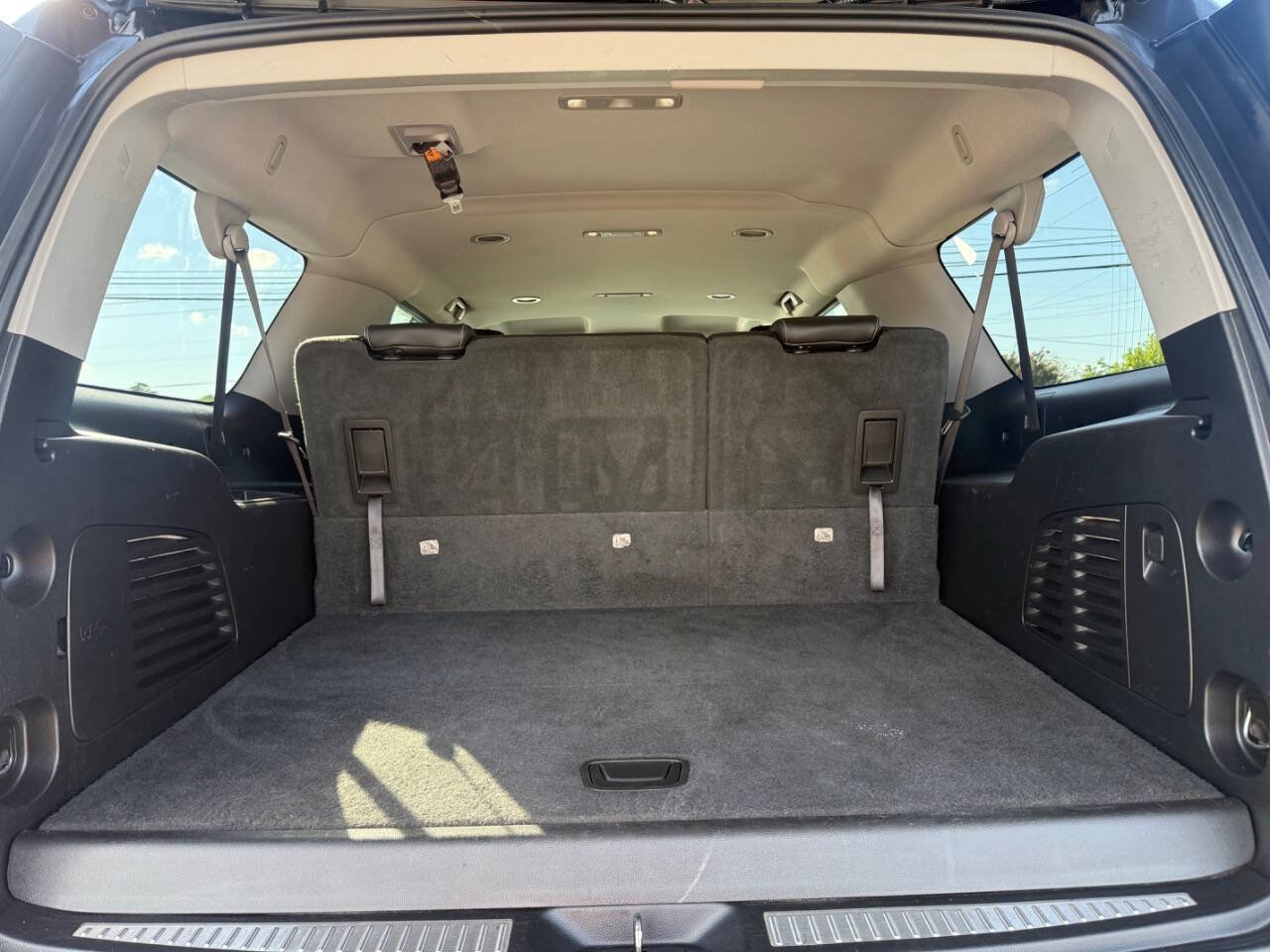 Used 2018 Chevrolet Suburban LT AWD/4WD image 6