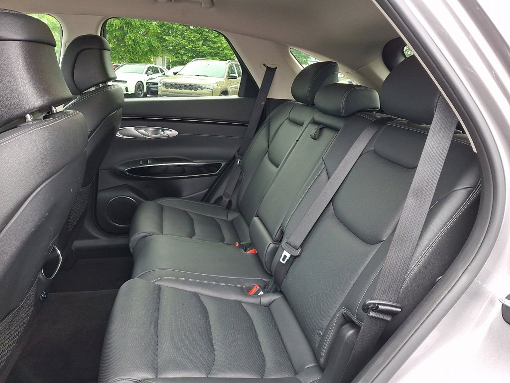 Used 2025 Genesis GV70 2.5T AWD/4WD image 20