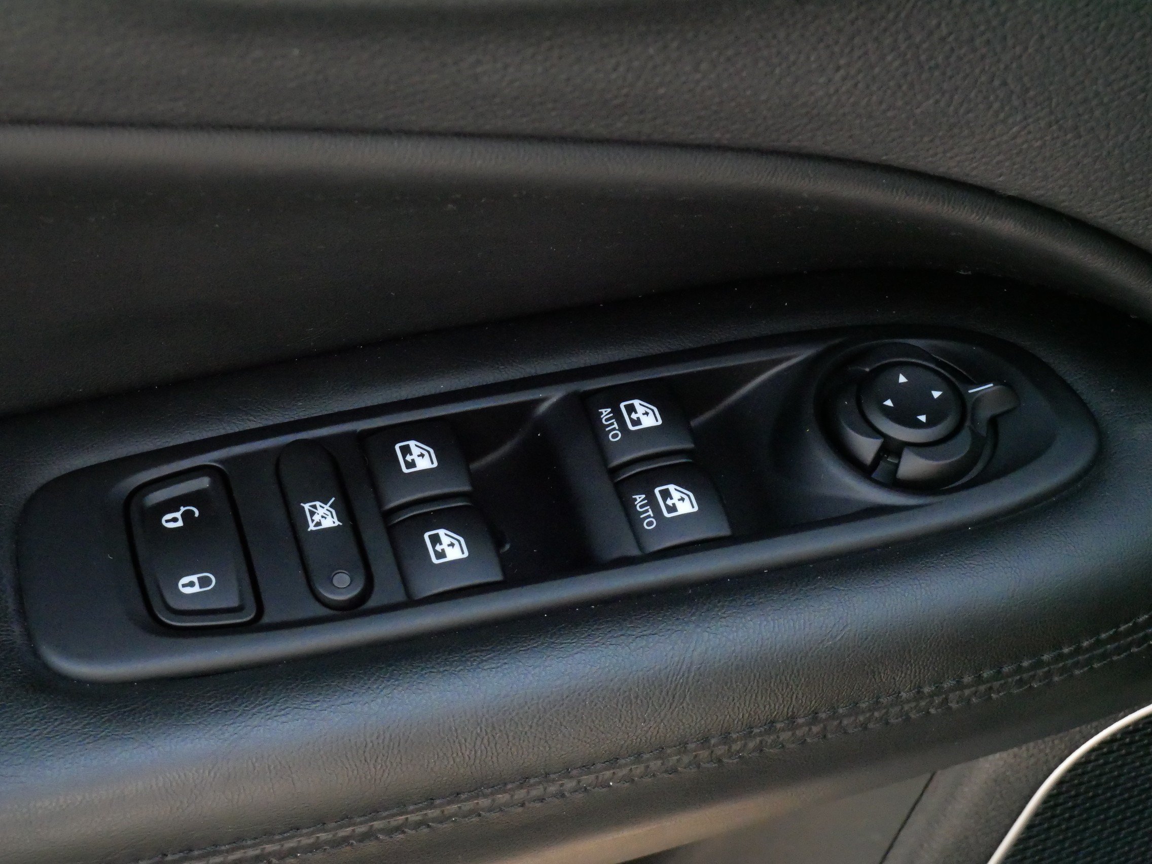 Used 2021 Jeep Compass Latitude AWD/4WD image 19