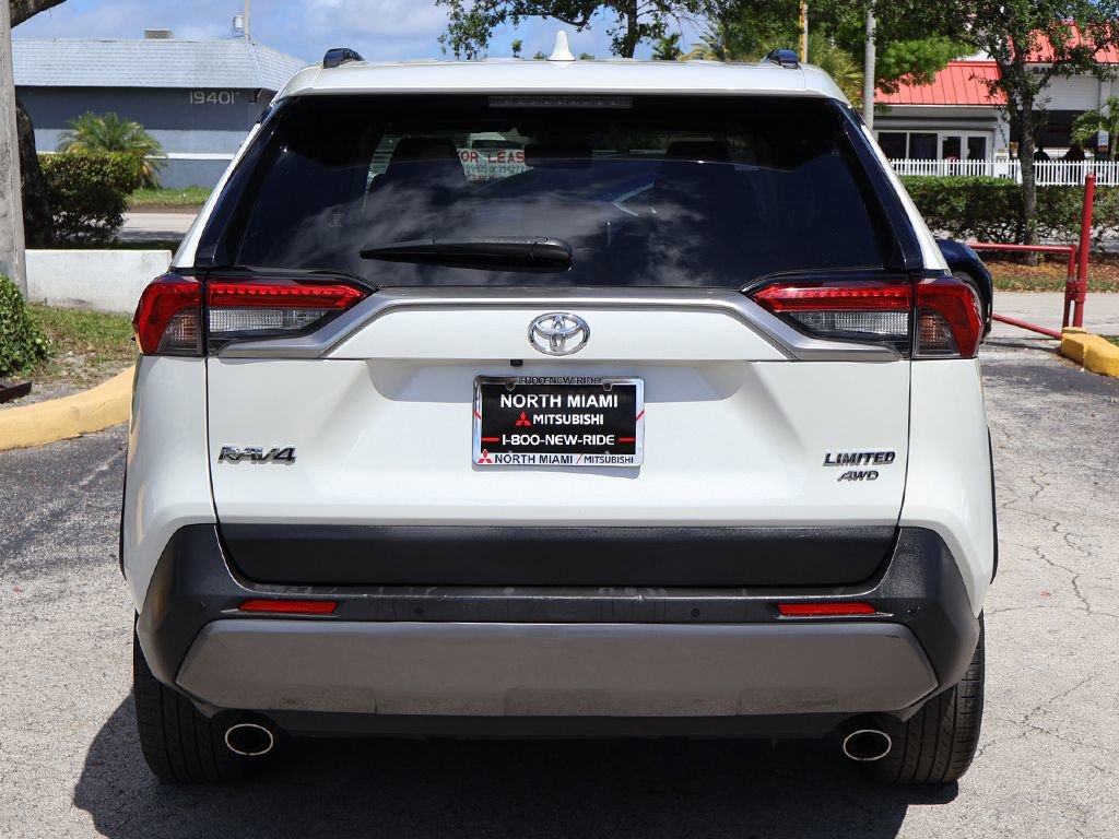 Used 2019 Toyota RAV4 Limited w/ Advanced Technology Package AWD/4WD image 12