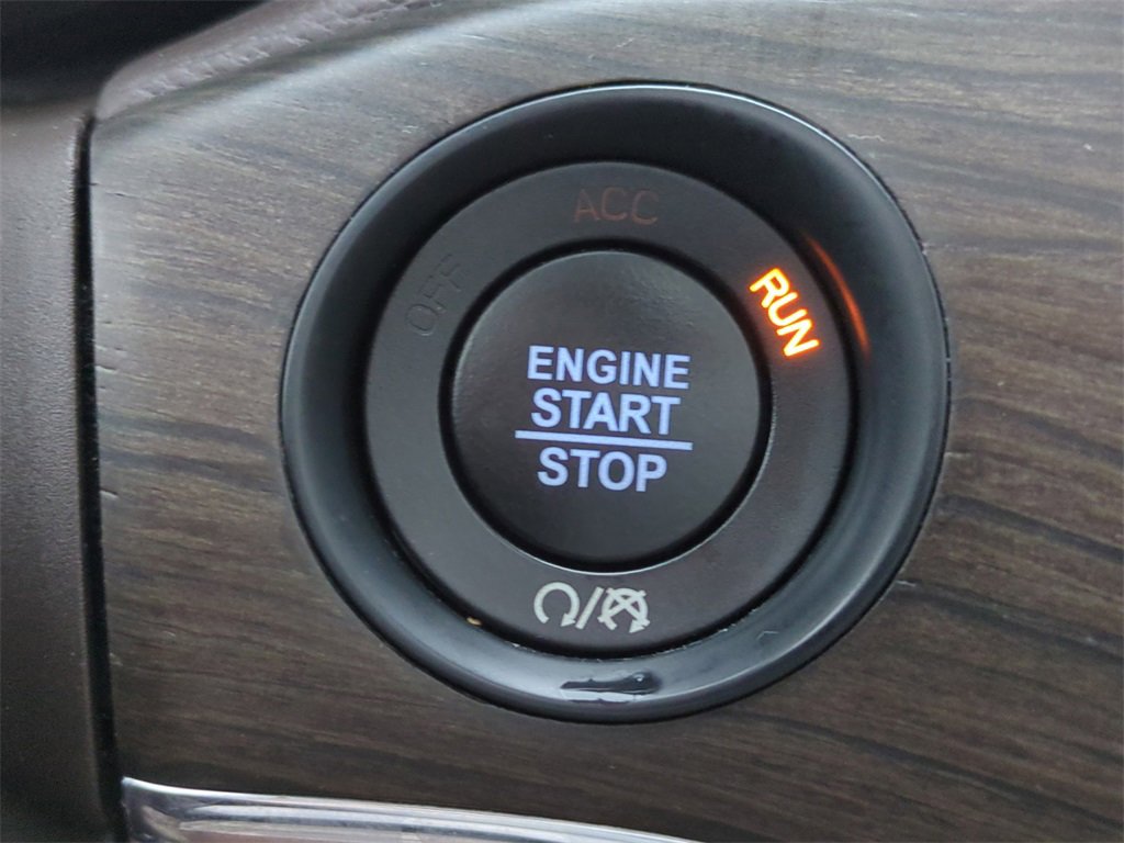 Certified 2020 Jeep Grand Cherokee Overland image 31