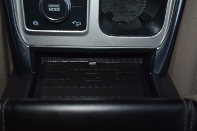 Used 2022 Ford Explorer Limited image 35