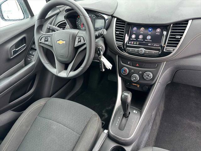 Used 2022 Chevrolet Trax LS w/ Tint and Cruise Package image 11