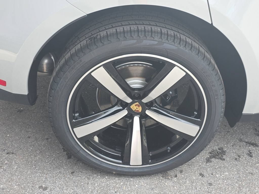 New 2026 Porsche Macan S AWD/4WD image 14