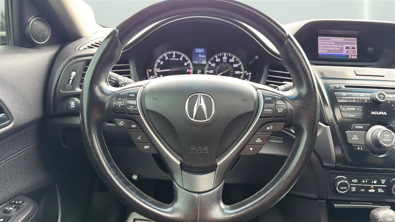 Used 2013 Acura ILX FWD image 25