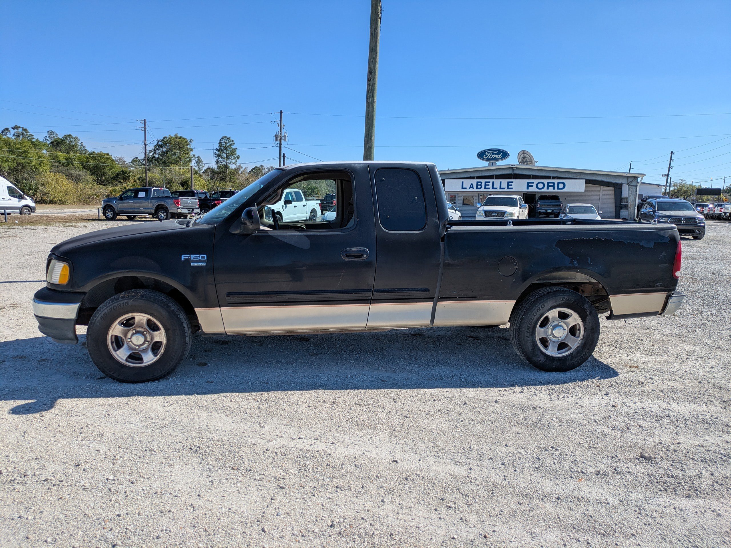 Used 2000 Ford F150 XL image 7