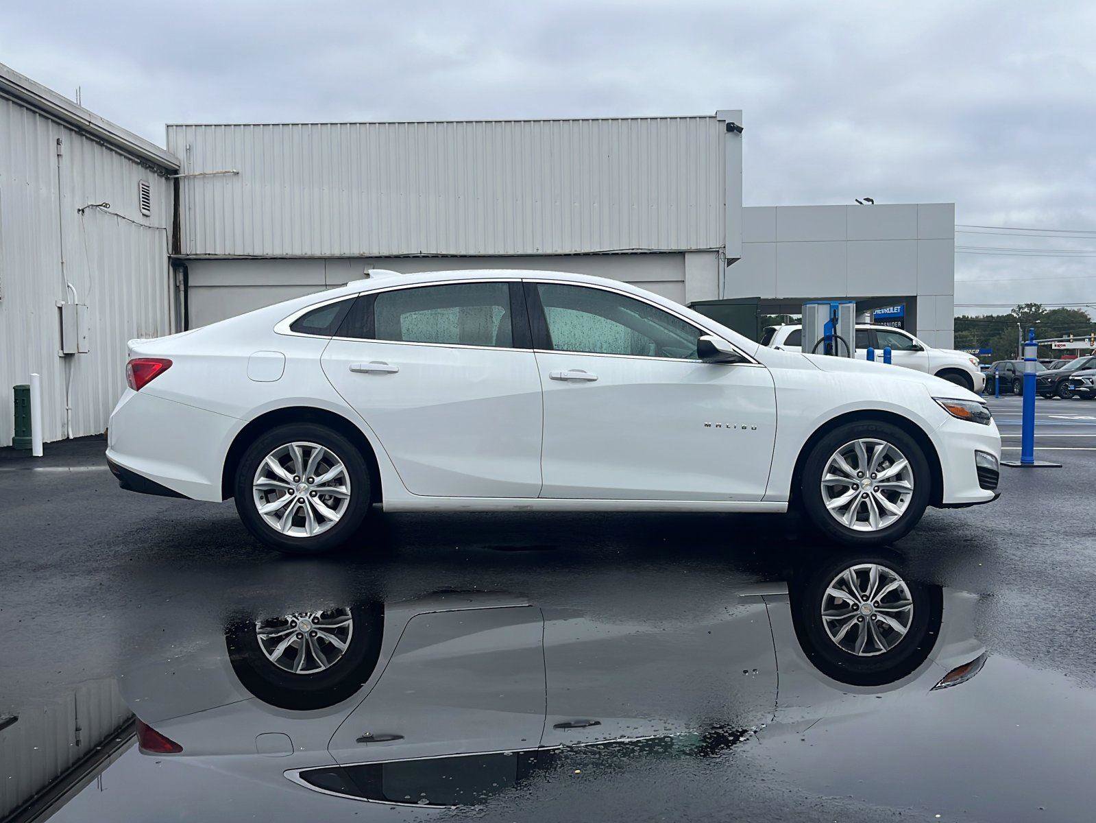 Used 2024 Chevrolet Malibu LT image 6