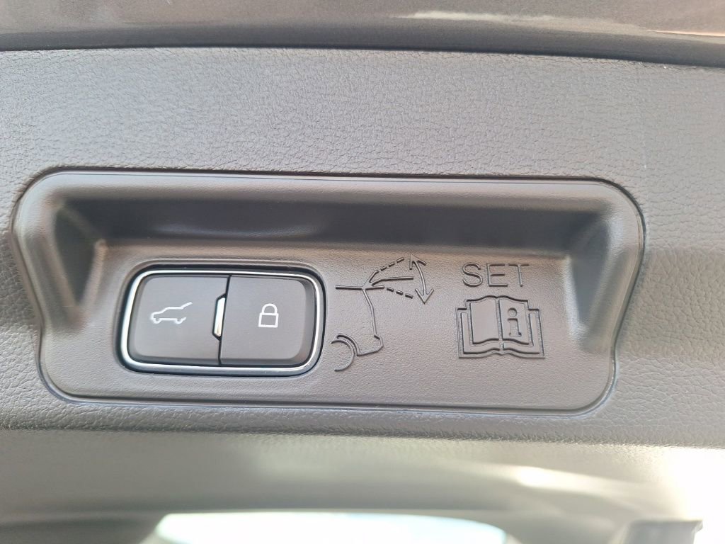 New 2026 Ford Explorer Active w/ Active Comfort Package image 36