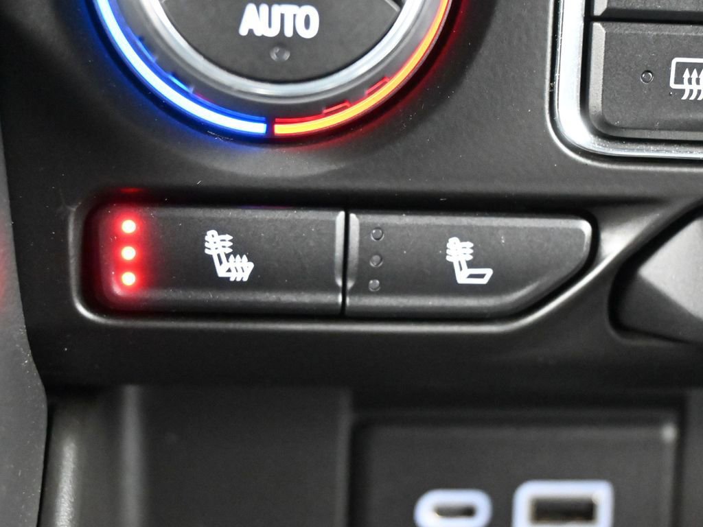 Used 2022 Chevrolet Tahoe RST w/ Luxury Package image 26