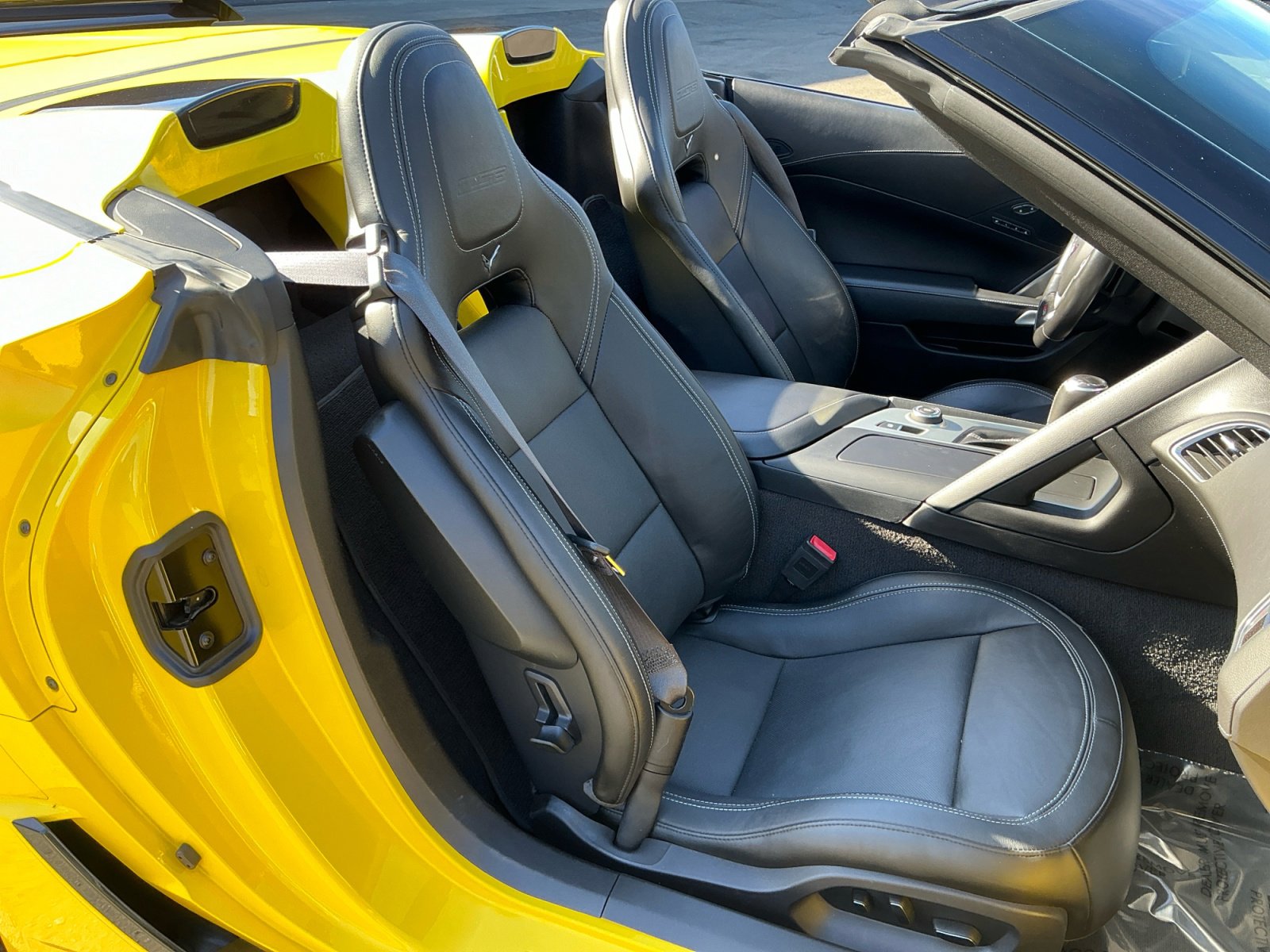 Used 2016 Chevrolet Corvette Z06 w/ 2LZ Preferred Equipment Group image 18