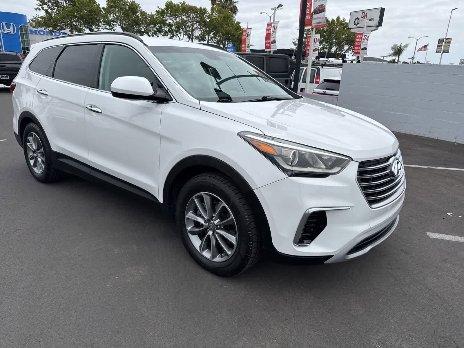 Used 2018 Hyundai Santa Fe SE FWD image 6