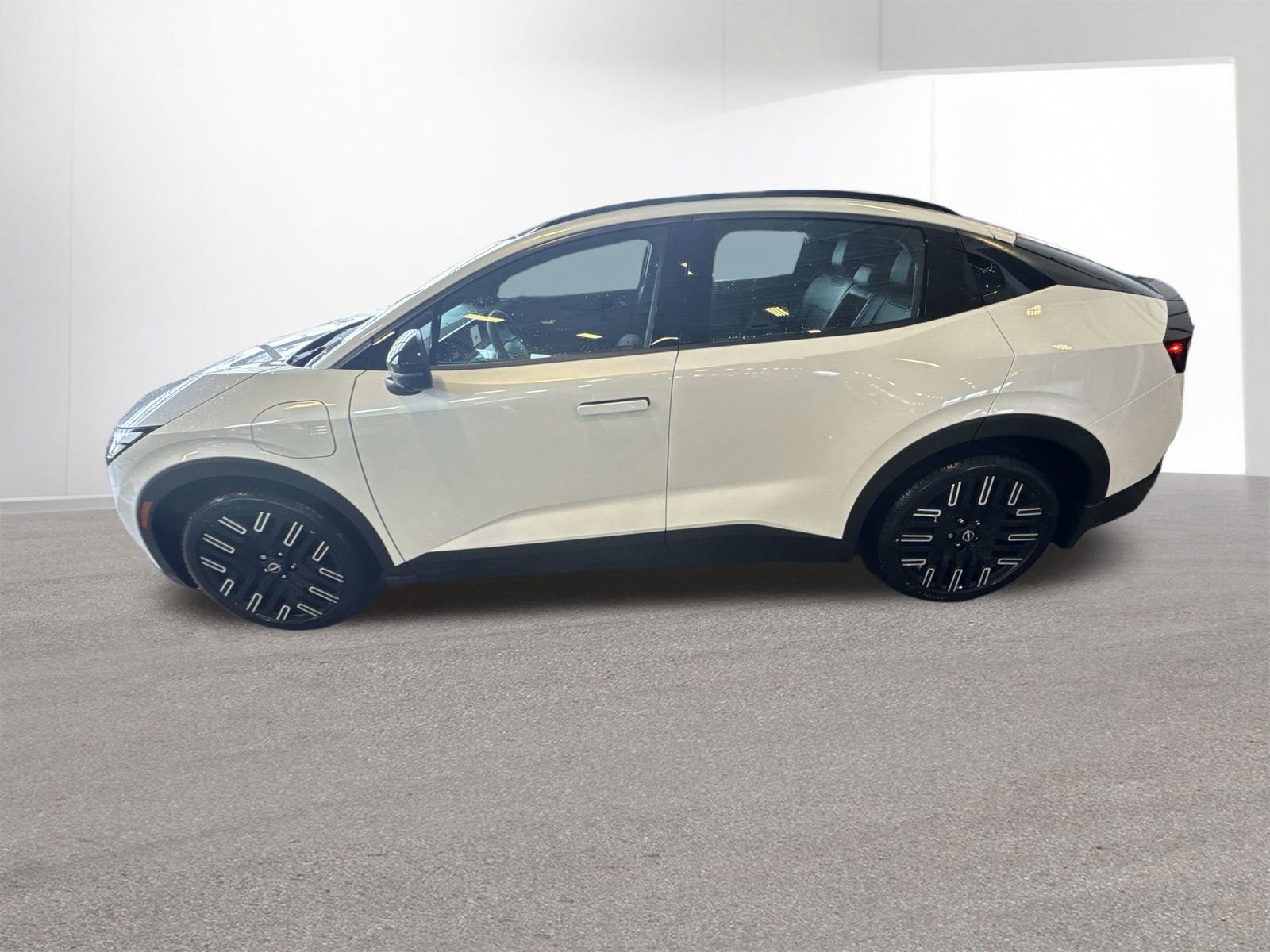 New 2026 Nissan Leaf Platinum+ w/ Cargo Package (Platinum+) image 30