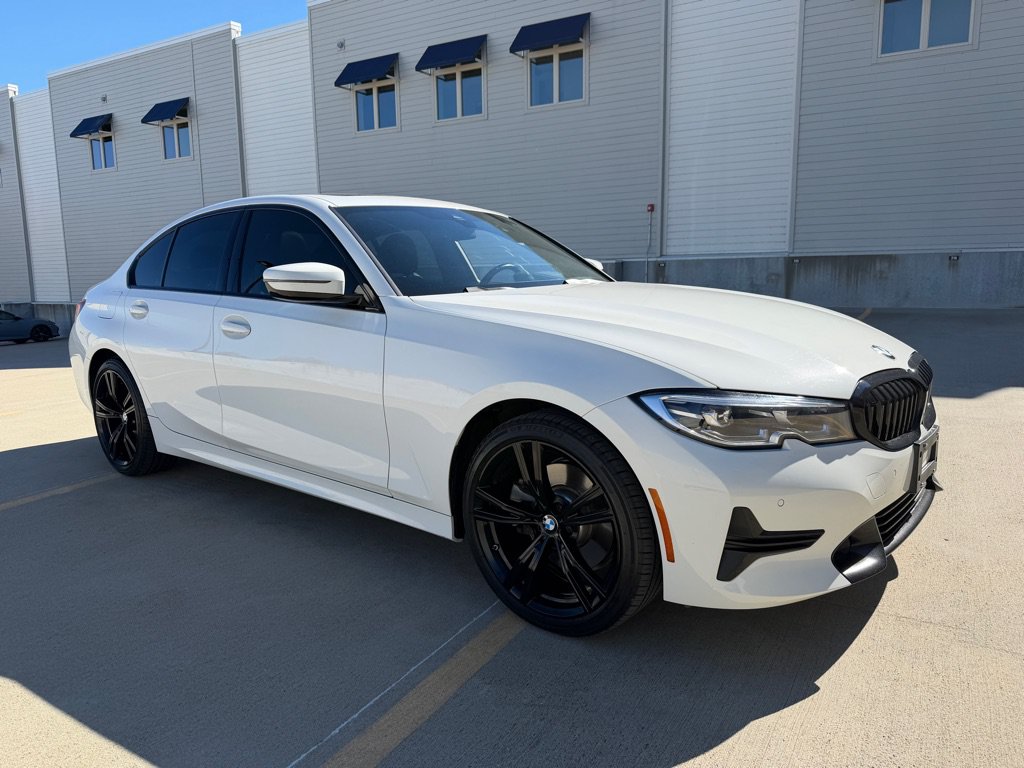 Used 2019 BMW 330i xDrive Sedan w/ Premium Package AWD/4WD image 1