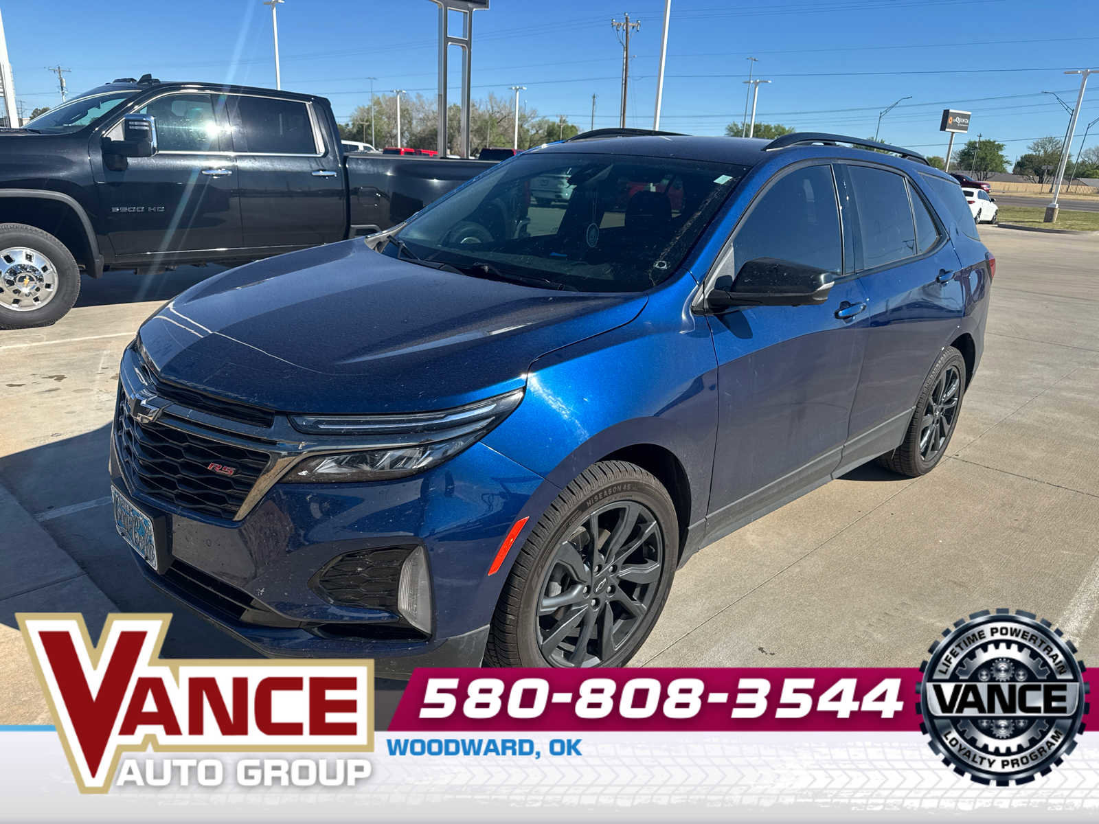 Used 2023 Chevrolet Equinox RS w/ RS Leather Package image 1