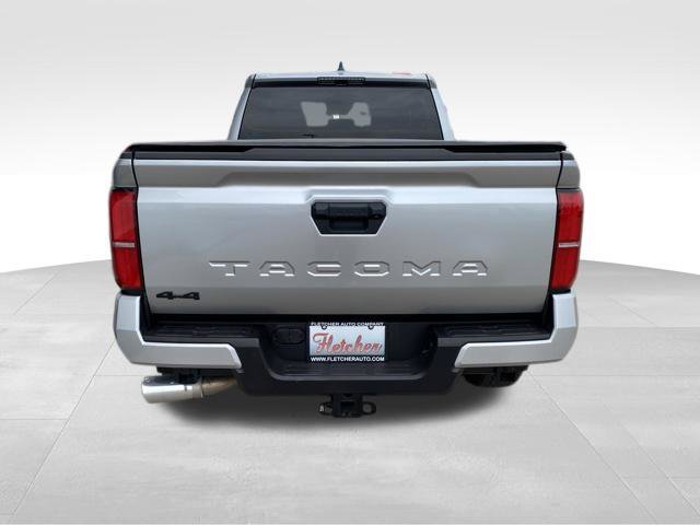 Used 2024 Toyota Tacoma TRD Off-Road AWD/4WD image 3