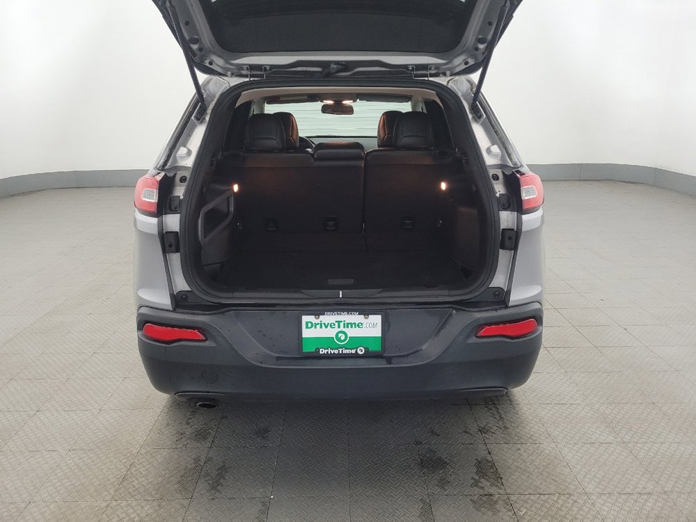 Used 2017 Jeep Cherokee Latitude w/ True North Edition AWD/4WD image 29
