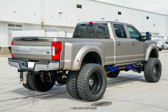 Used 2017 Ford F450 King Ranch w/ King Ranch Ultimate Package AWD/4WD image 8