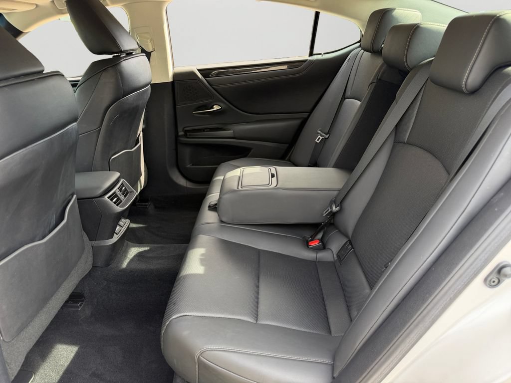 Used 2021 Lexus ES 350 w/ Accessory Package 2 FWD image 10