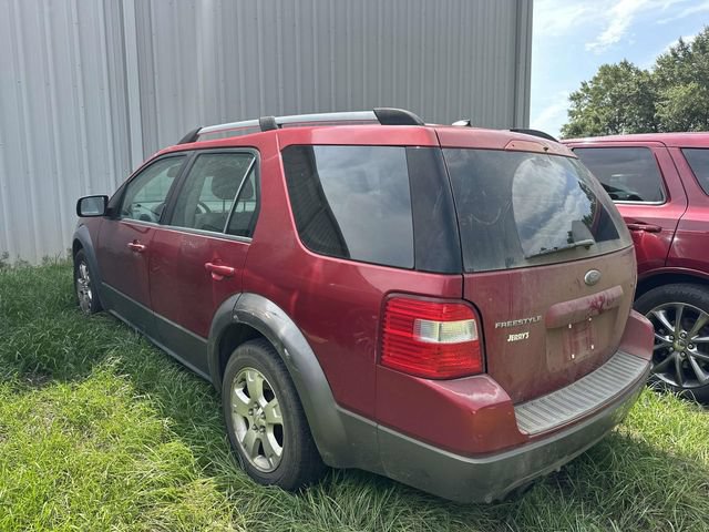 Used 2007 Ford Freestyle SEL FWD image 13