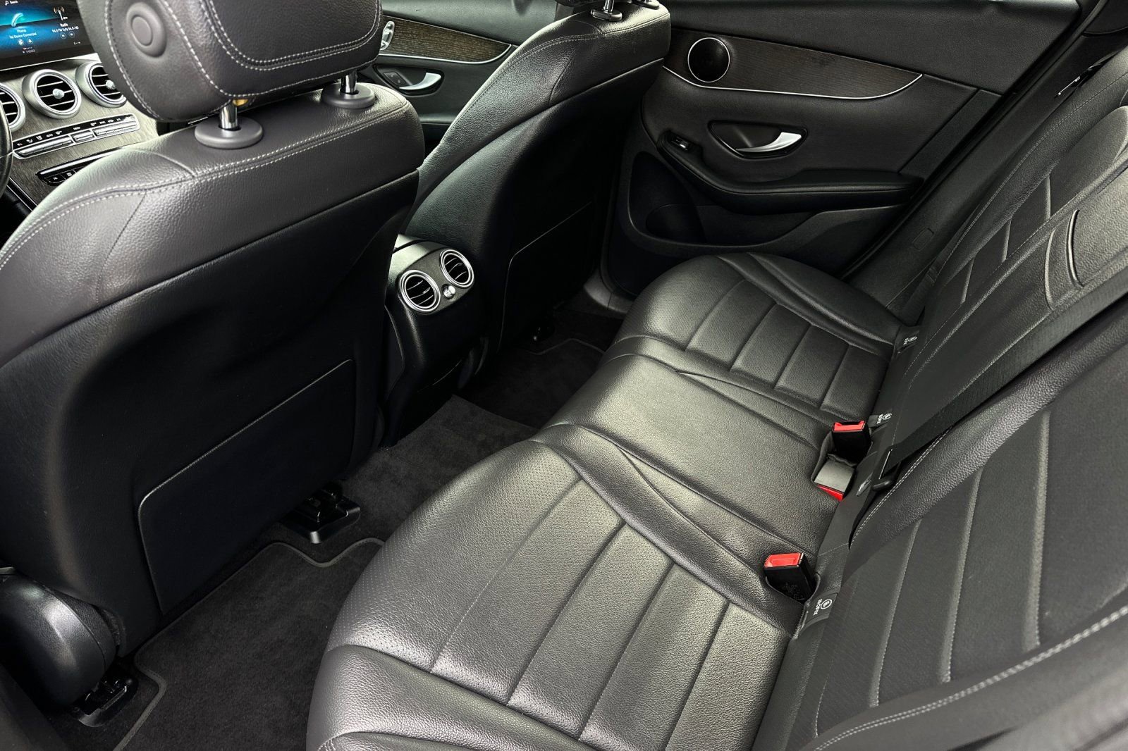 Used 2020 Mercedes-Benz GLC 300 4MATIC image 14
