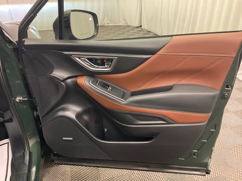 Used 2023 Subaru Forester Touring image 28