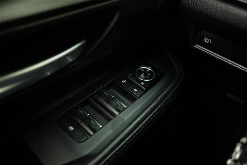 Used 2026 Toyota Grand Highlander AWD image 30