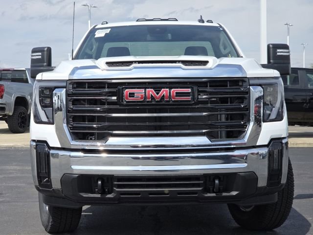 New 2025 GMC Sierra 3500 Pro AWD/4WD image 13