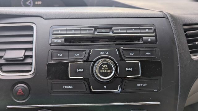 Used 2014 Honda Civic LX image 31