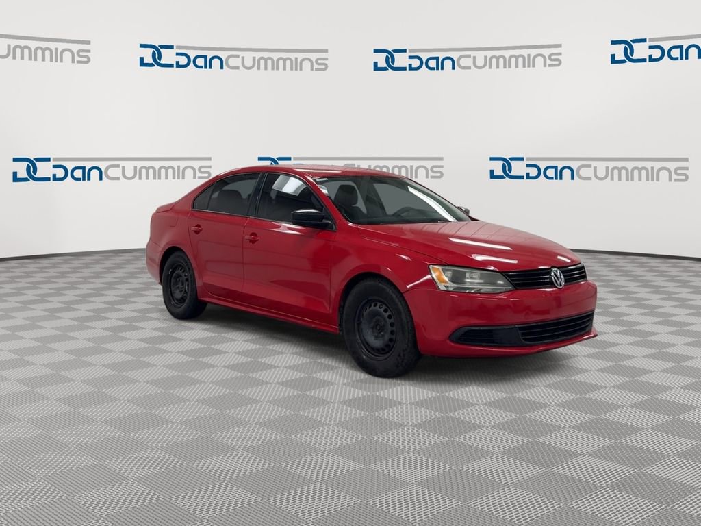 Used 2014 Volkswagen Jetta S FWD image 2