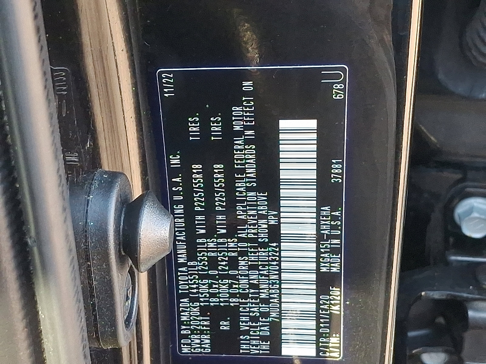 Certified 2022 Toyota Corolla Cross XLE image 29