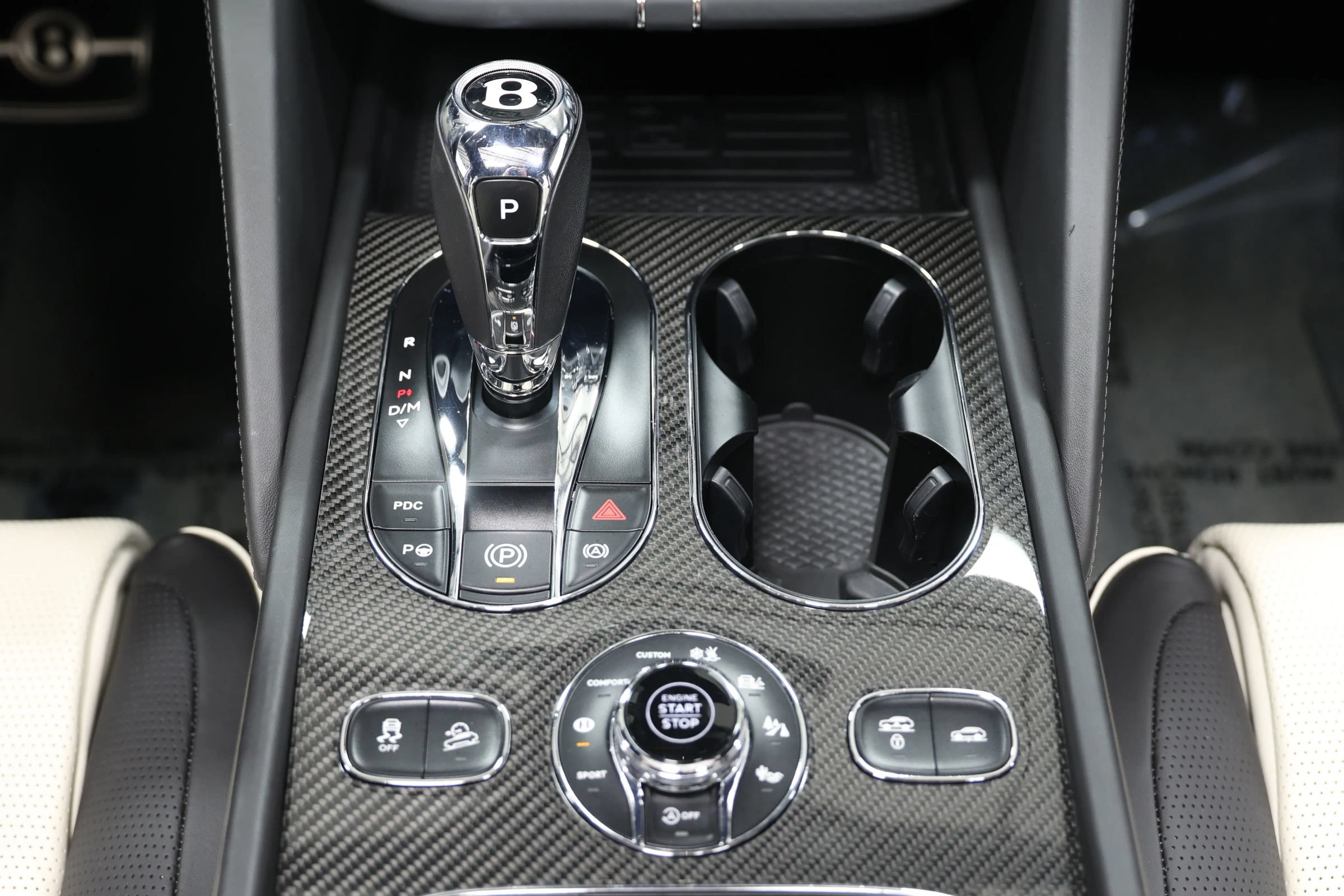Used 2021 Bentley Bentayga w/ First Edition Specification AWD/4WD image 41