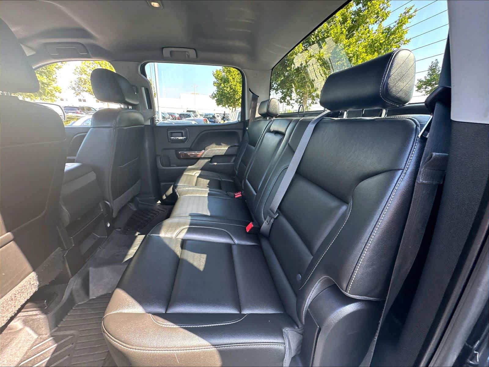 Used 2018 GMC Sierra 1500 SLT w/ SLT Premium Package AWD/4WD image 24