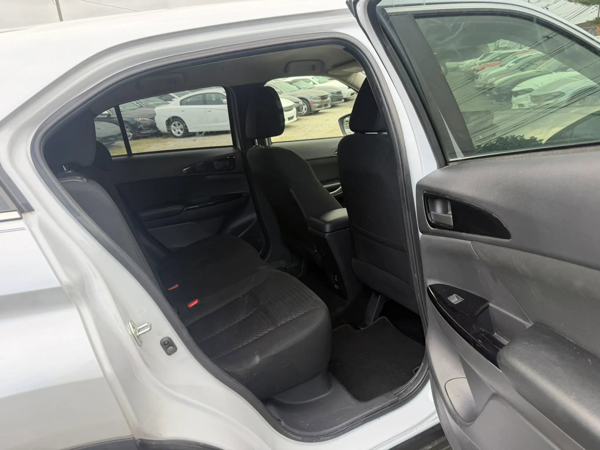 Used 2022 Mitsubishi Eclipse Cross LE FWD image 13