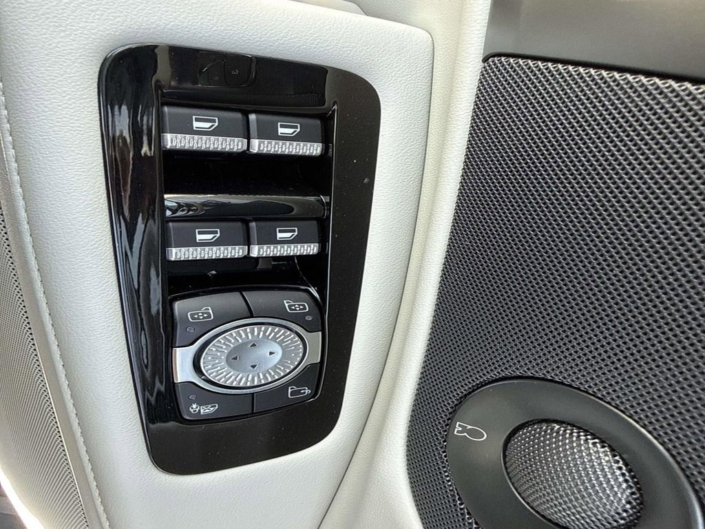 New 2026 Lincoln Nautilus Premier w/ Equipment Group 102A image 19